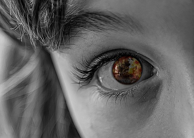 Girl's eye